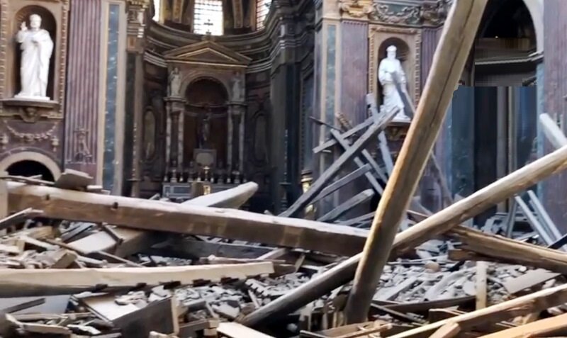 crollo tetto Chiesa di San Giuseppe dei Falegnami, Roma