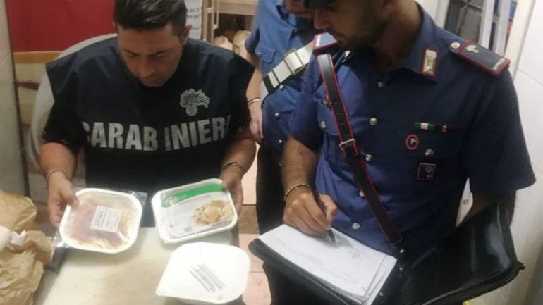 ROMA Testaccio Circa 130 kg di alimenti sequestrati in un supermercato