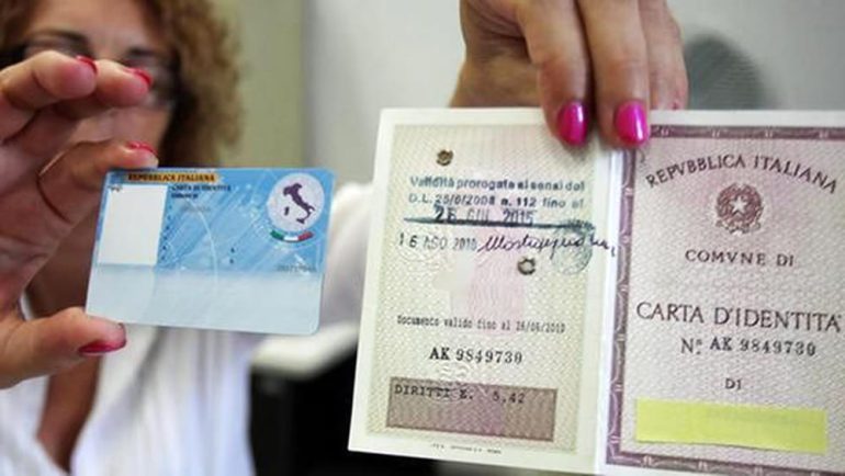 Carta d’identità a Roma. Il comune apre sabato e domenica. I dettagli per come prenotarsi subito