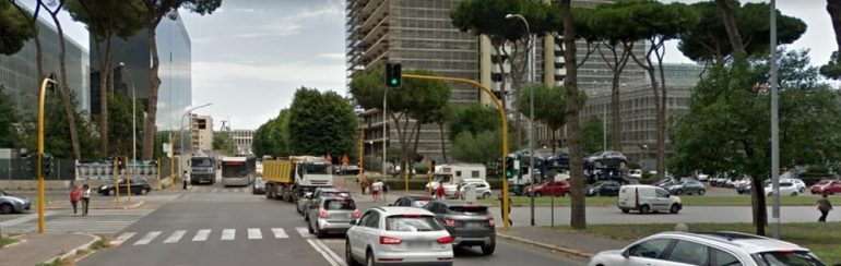 In gravi condizioni un undicenne investito sulla Cristoforo Colombo