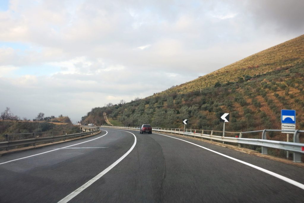 Salaria tratto chiuso per messa in sicurezza
