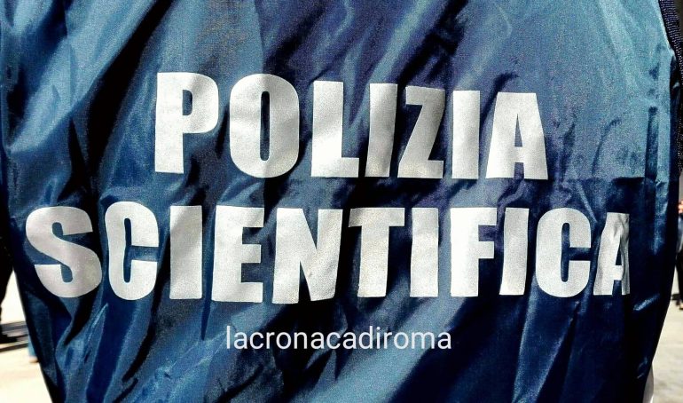 Fratelli trovati morti in camera d’albergo