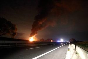 MACCARESE In fiamme l’oleodotto: disagi sulla A12