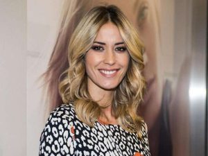 Elena Santarelli – Oggi in TV per raccontare la sua storia
