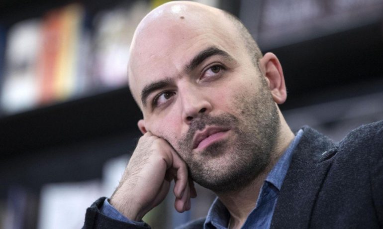 Orsa Amarena uccisa, Roberto Saviano: “Colpa della legittima difesa”