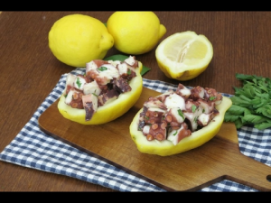 LE RICETTE DI AURORA Polpo al limone, piatto fresco per le sere d’estate