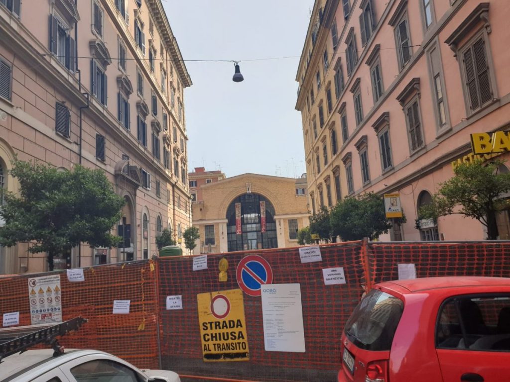 ROMA Voragine Via Alessandria — Info e tempi di ripristino della strada