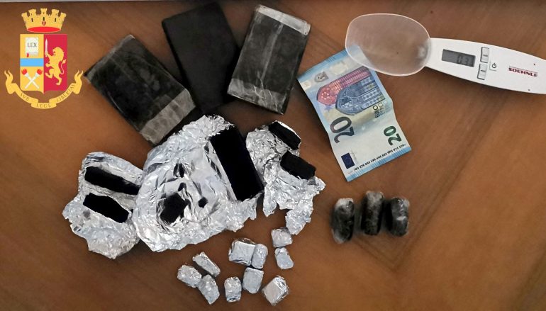 ROMA ESQUILINO Internet point stupefacente: guineano nei guai