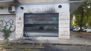 PECORA ELETTRICA Sindacati in piazza a Centocelle