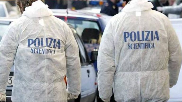 ROMA 45enne precipita dal quinto piano: suicidio?