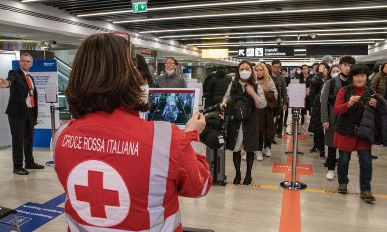 CORONAVIRUS Otto ragazzi positivi di rientro dall’estero