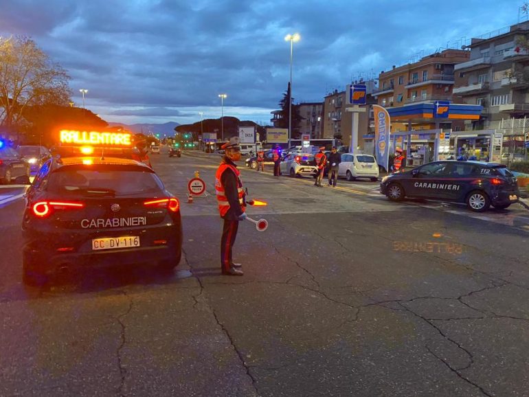 Sgominata banda di ladri specializzata in furti in appartamento