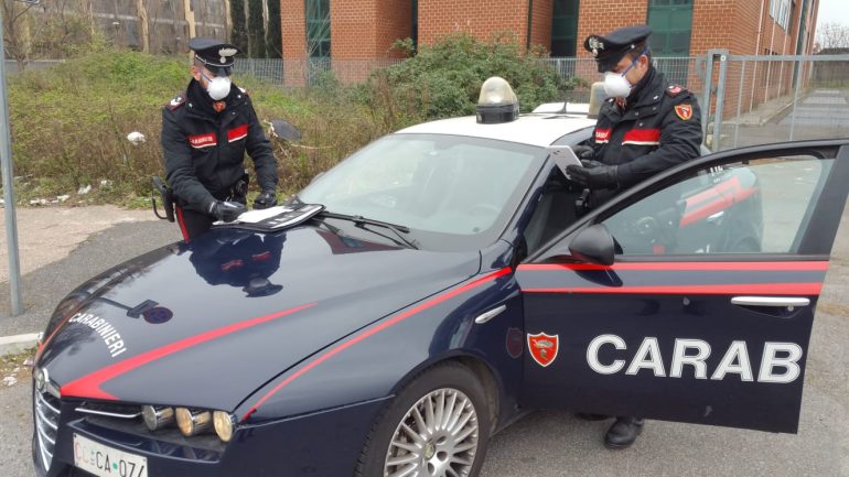 OSTIA Controlli dei carabinieri: due persone arrestate