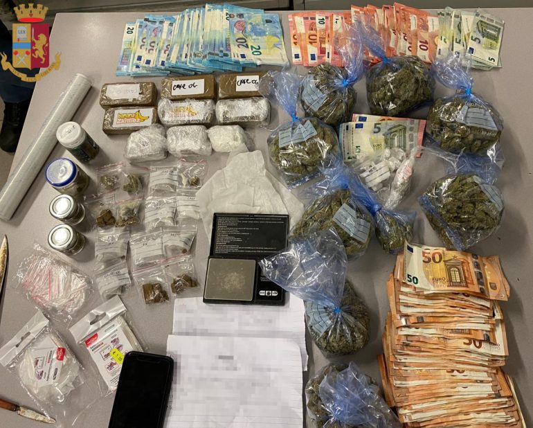 ROMA Nuovi traffici di droga sventati dalla PS: 3 minori denunciati