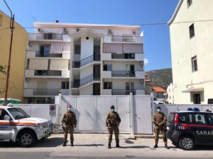 Migranti trasferiti al Celio di Roma. In protesta il comitato di quartiere