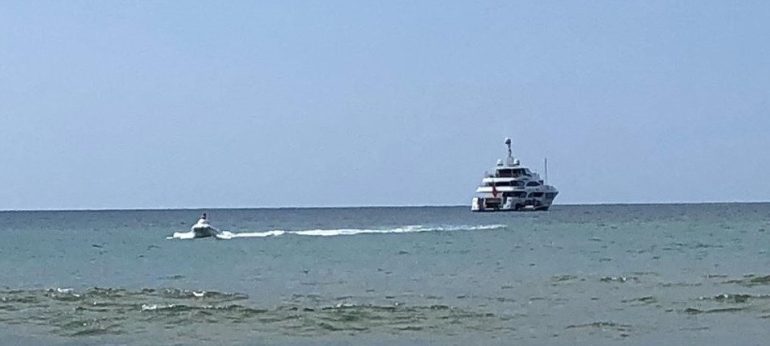 Ritrovato il corpo dell’uomo travolto da un gommone