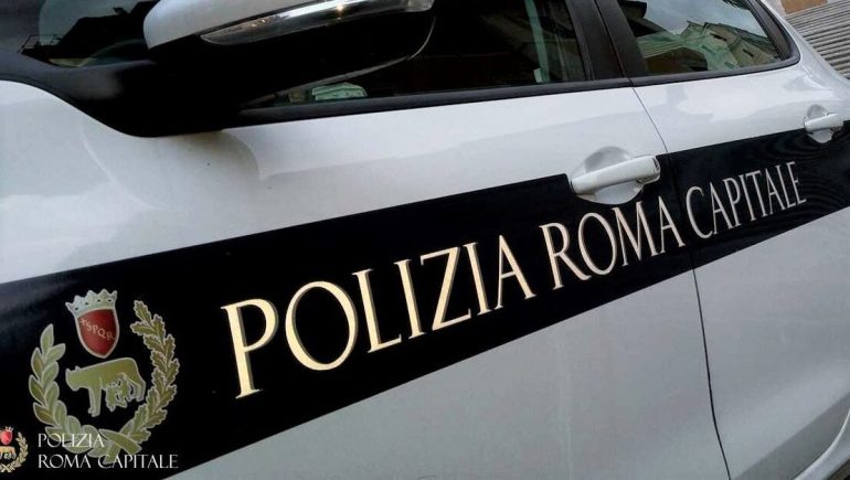 Roma, ragazzo investito e ucciso: caccia al pirata della strada
