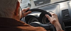 Roma, novantenne contromano in autostrada