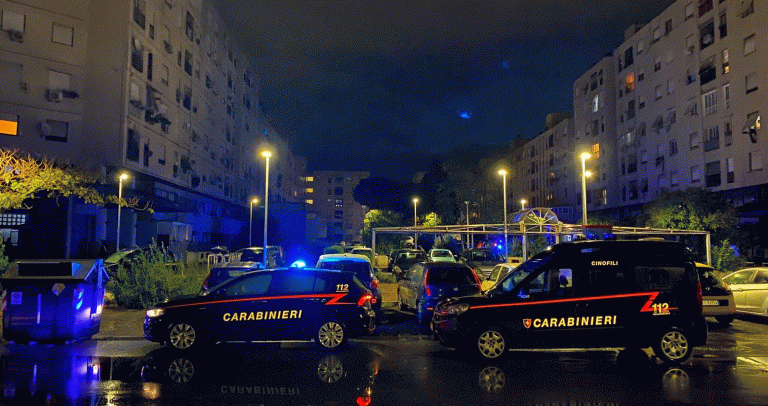 ULTIM’ORA TOR BELLA MONACA – blitz dei Carabinieri: sgomberata un’altra piazza di spaccio