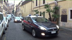 ROMA – “Operazione Box” dei Carabinieri: smantellato cartello della droga legato alla criminalità pugliese, 13 arresti