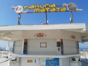 Chiude lo stabilimento Hakuna Matata ad Ostia : “Tana di pregiudicati”