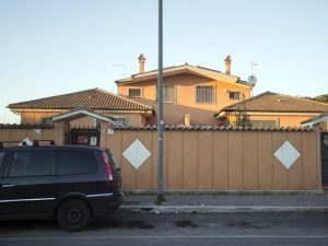 Stupro di Capodanno – Uno degli arrestati torna in libertà