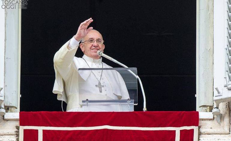 Papa Francesco e l'annuncio della tomba a Santa Maria Maggiore