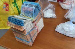 San Basilio, arrestato dalla Polizia 53enne trovato con 28.000 euro in contanti