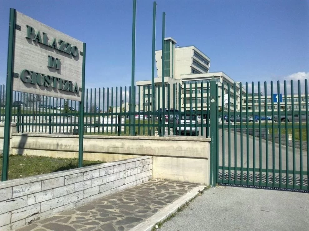 “Emergenza e Dpcm illegittimi”: il Tribunale boccia la gestione della pandemia
