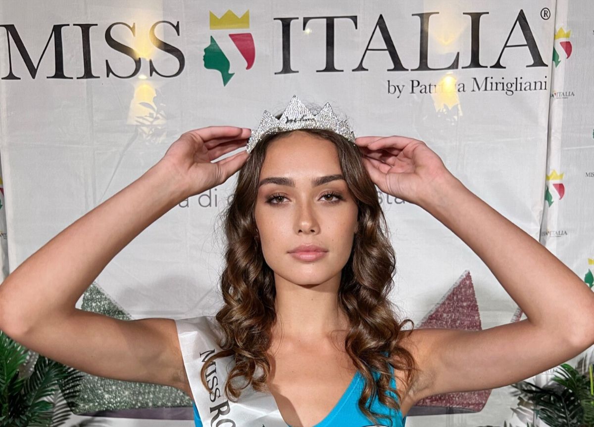 Lavinia Abate vince Miss Italia 2022, la nuova reginetta viene da Roma