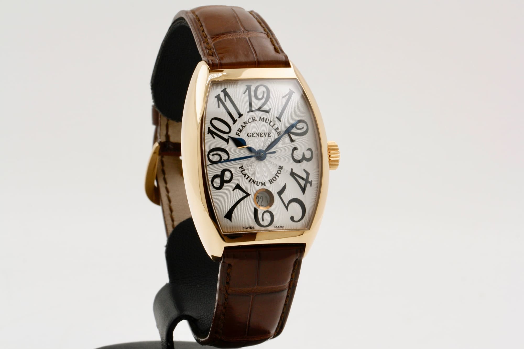 L'orologio di Matteo Messina Denaro, un pezzo di storia dell'alta orologeria che getta ombre sul patrimonio di uno dei latitanti più famosi al mondo 