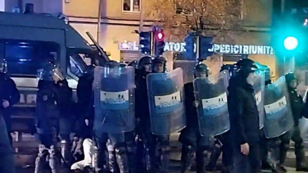 Corteo anarchici a Roma, tre denunciati dalle forze dell’ordine
