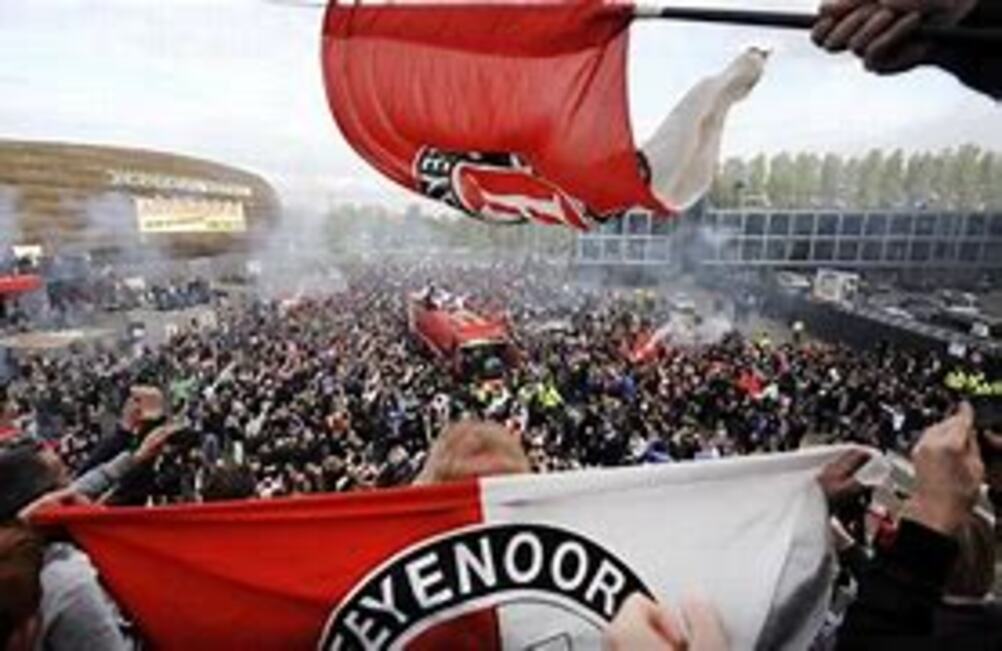 Roma Feyenoord ultrà olandesi