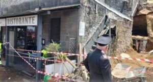 Terrapieno crolla su ristorante: tragedia a Montefiascone