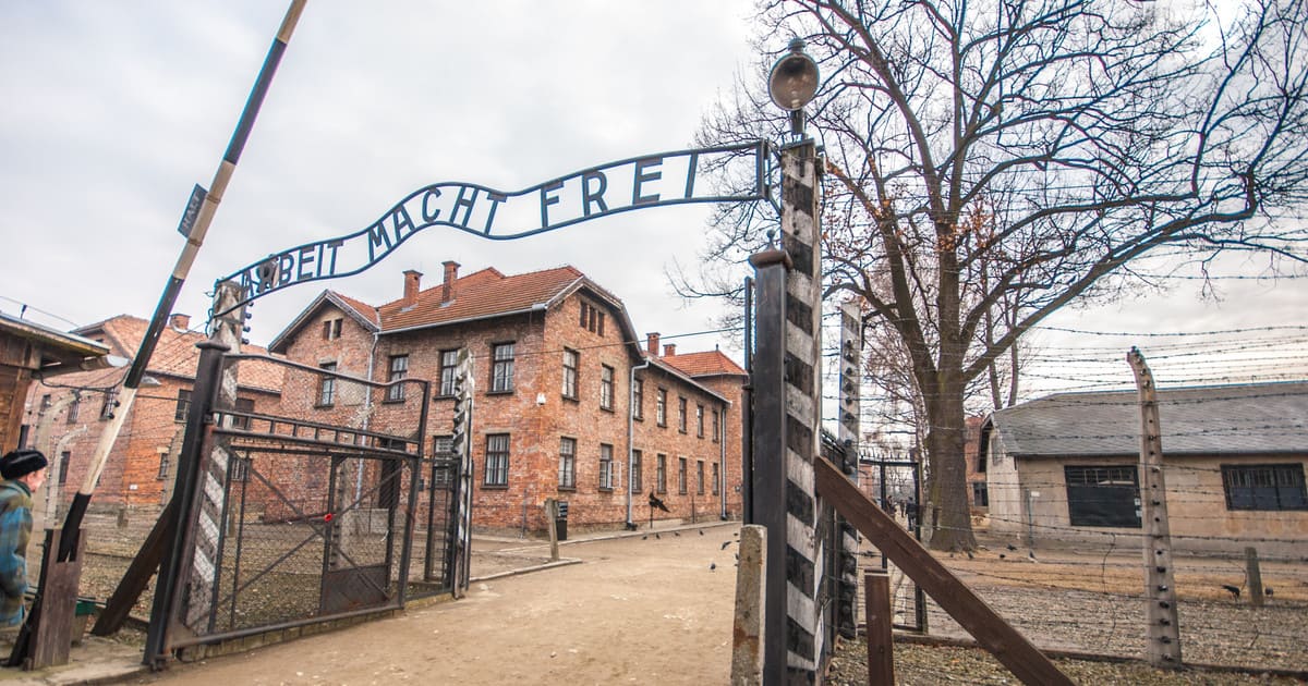 Studenti ad Auschwitz: imparare dalla memoria per contrastare il male