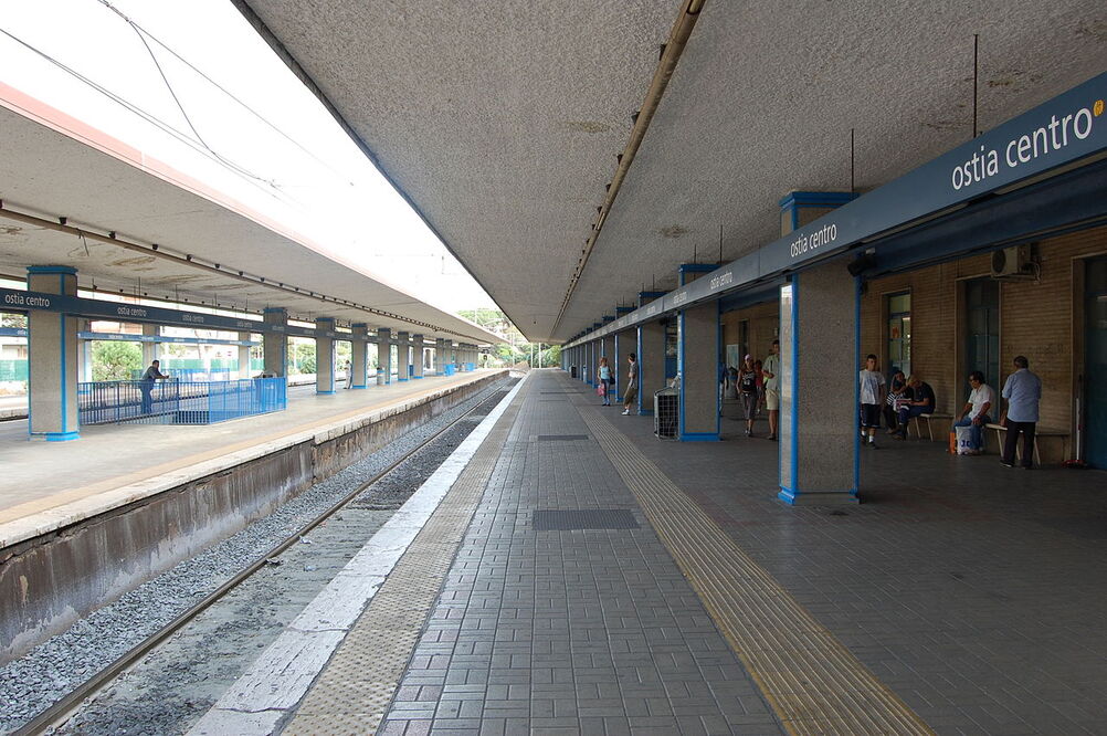 stazione di ostia