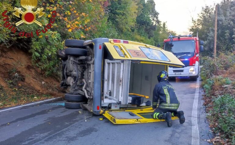 Rocca di Papa, 3 bimbi trasportati all’ospedale dopo L’incidente dello scuolabus