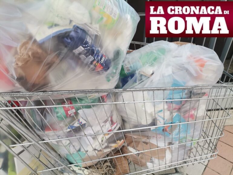 “Ama Roma” con i soldi nostri. 600 euro per gli operatori ecologici che lavoreranno a Natale