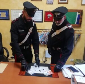 Centocelle, girava con lo spray al peperoncino. Per fortuna viene arrestato
