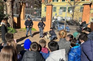 “Scuole Sicure”, Questa volta interviene anche il cane Rex