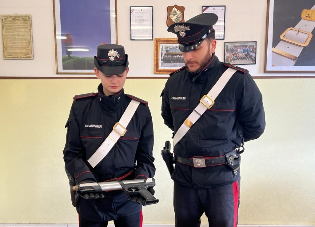 Roma, A Tor Bella Monca ormai le rapine si fanno con il fucile da sub. In manette 51enne