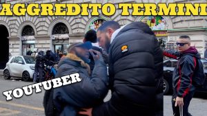 Aggredito Youtuber inglese alla Stazione Termini andiamo in suo soccorso per difenderlo VIDEO
