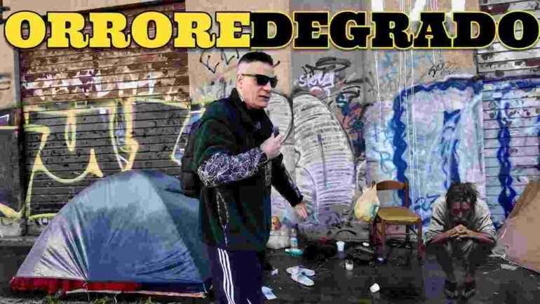 Orrore e degrado nella Roma futuristica del Giubileo VIDEO