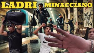 Ladri e Borseggiatori Minacciosi e violenti sulla metro e sui bus VIDEO