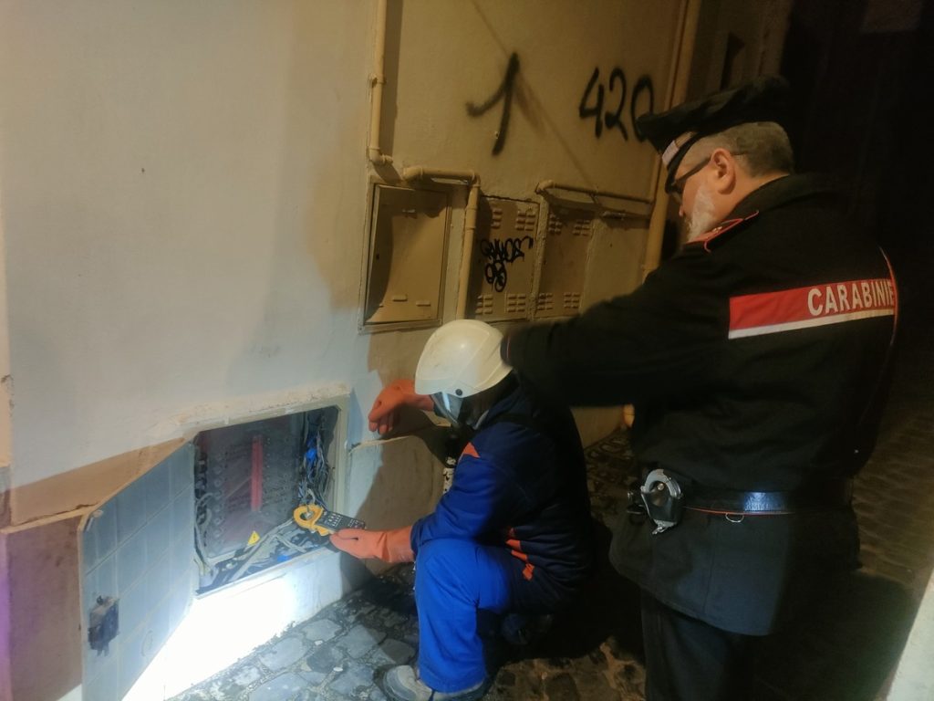 A Nettuno 2 proprietari di ristoranti denunciati dai Carabinieri per furto aggravato di energia elettrica