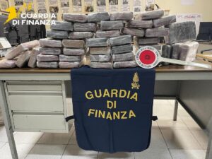 Blitz della Guardia di Finanza. Sequestrati 50 kg di Cocaina