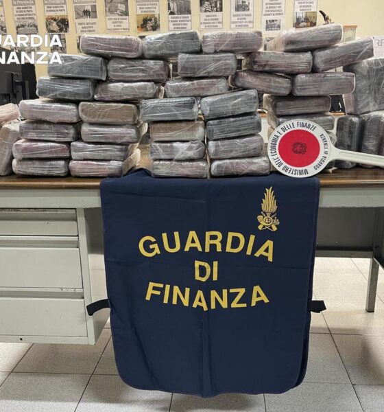 Blitz della Guardia di Finanza. Sequestrati 50 kg di Cocaina