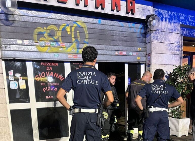 Ostiense, a fuoco il ristorante da Giovanni. La Polizia di Roma Capitale mette in sicurezza 30 condomini