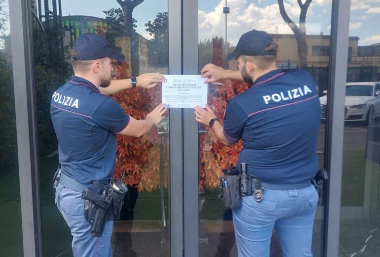 Topi in un ristorante di via Prenestina. Polizia chiude l’attività per gravi rischi per la salute