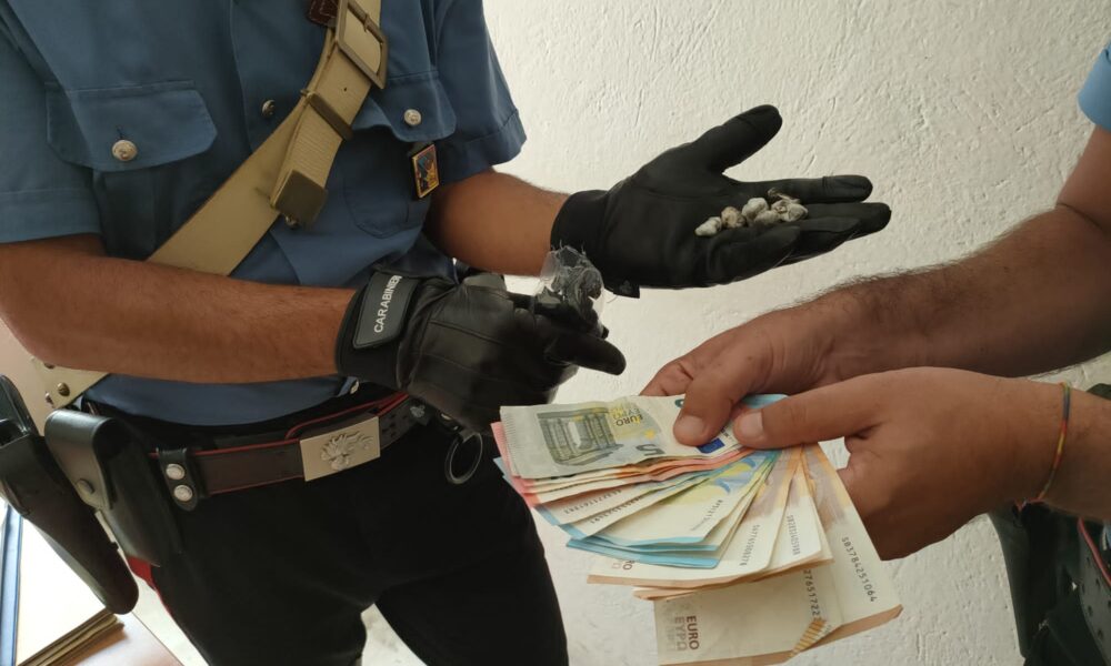 2 ragazze trasportavano droga. A Roma cambia anche il genere degli spacciatori
